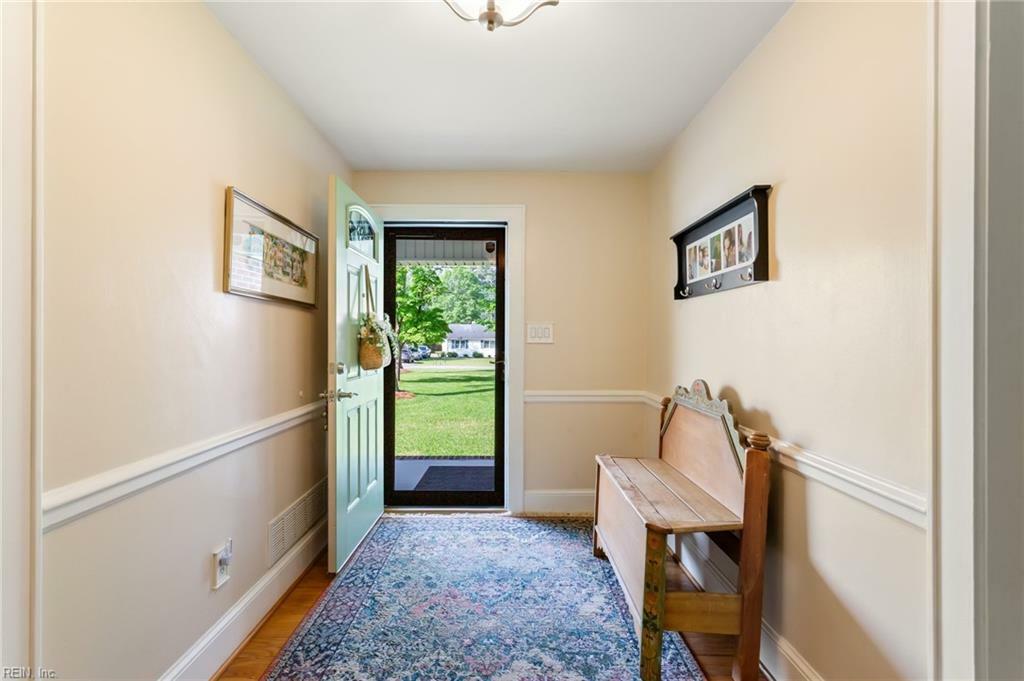Property Photo: 332 Robinhood Rd VA 23851