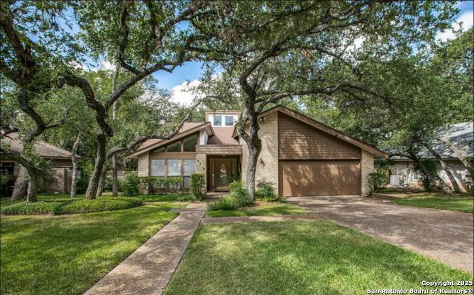 Property Photo: 3210 Whisper Bells TX 78230