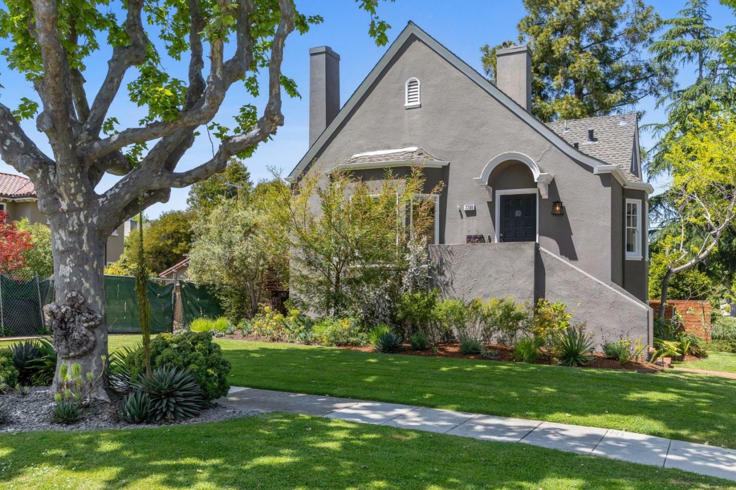 Property Photo: 2200 Hillside Drive CA 94010
