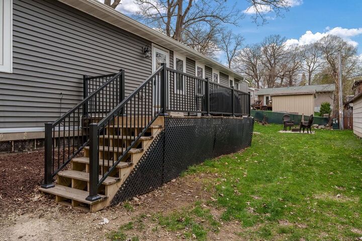 Property Photo:  1729 East Road 5  WI 53534 