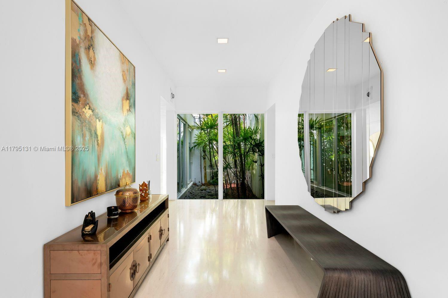 Property Photo: 10400 Old Cutler Rd FL 33156