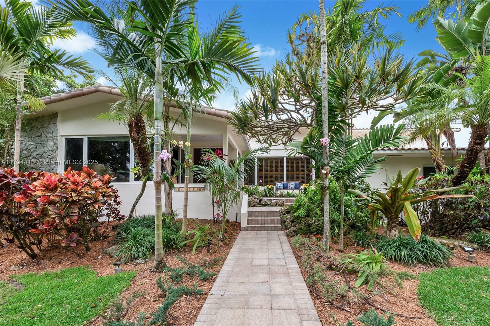 12280 SW 69th Pl  Pinecrest FL 33156 photo