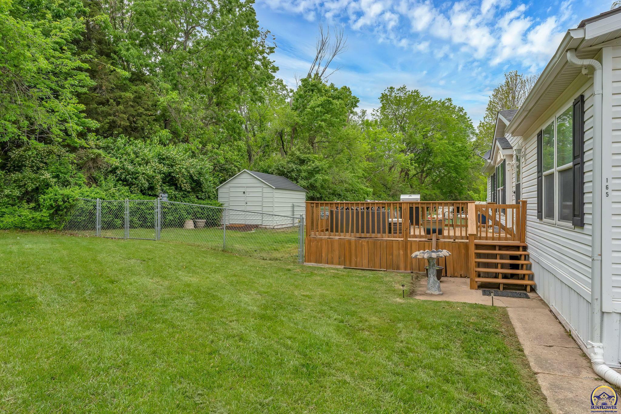 Property Photo: 165 SE Willow Way KS 66609