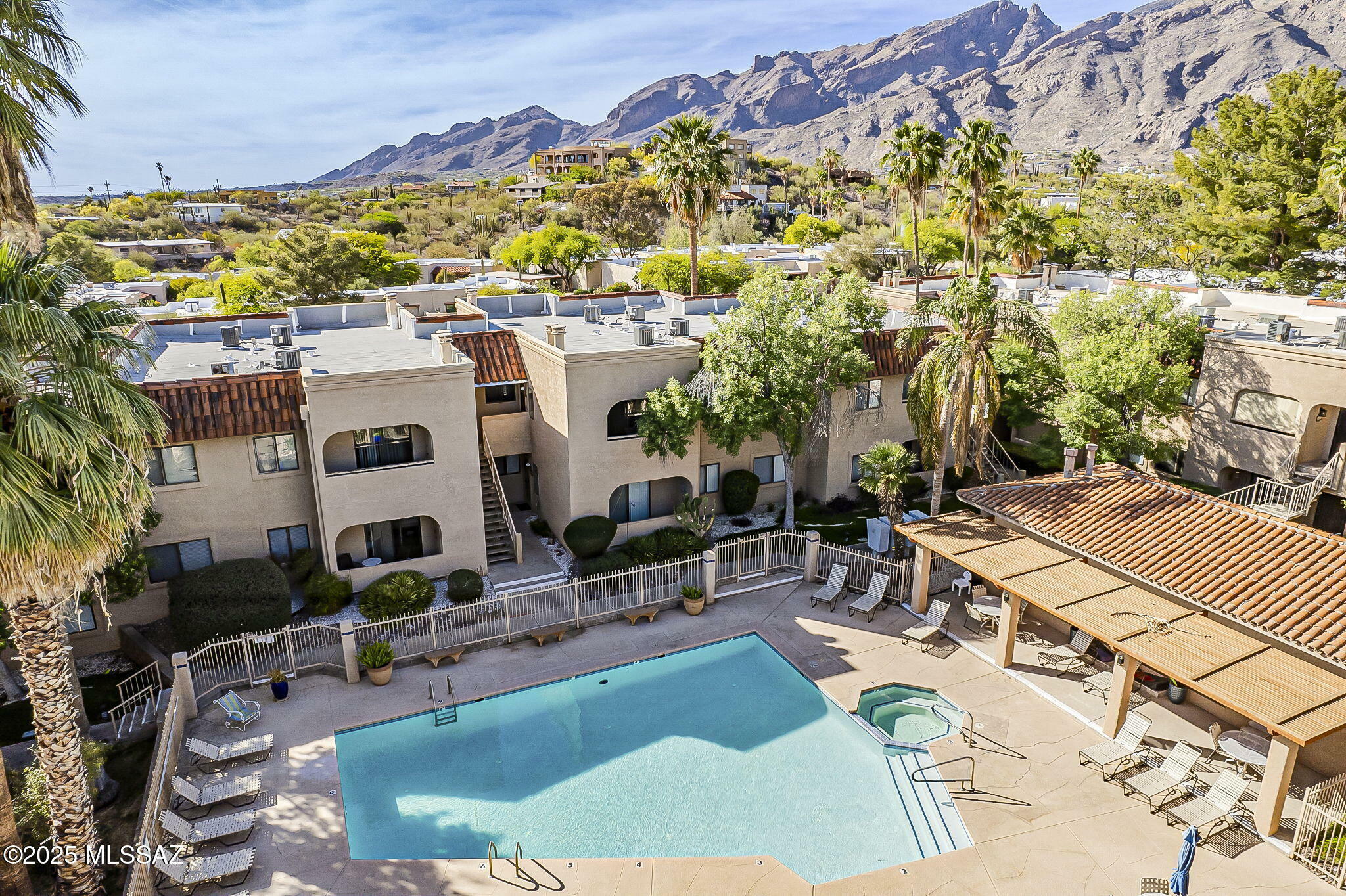 Property Photo: 5750 N Camino Esplendora 238 AZ 85718