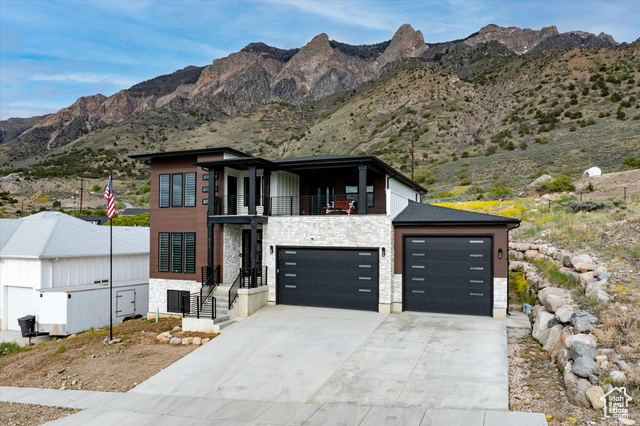Property Photo: 833 S 260 E UT 84340