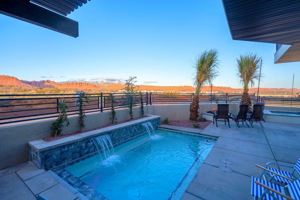 Property Photo: 2600 Ocotillo Way #31 UT 84765