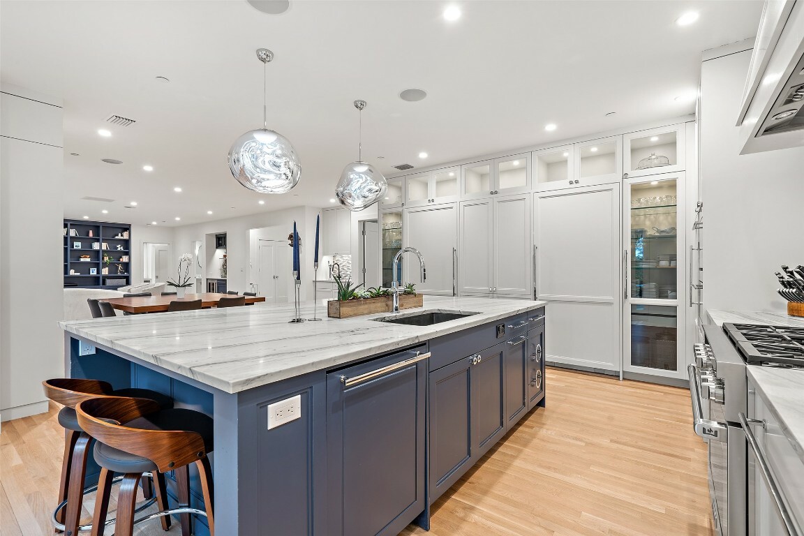 Property Photo: 4203 Balcones Drive TX 78731