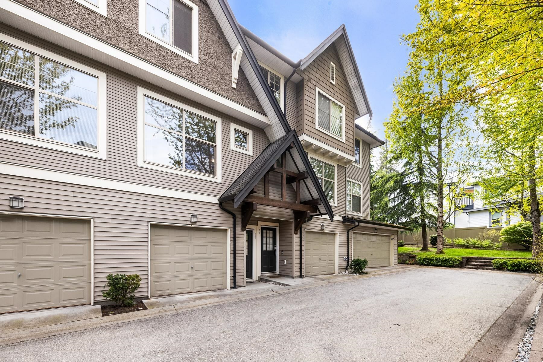 Photo de la propriété: 15152 62A Avenue 71 BC V3S 1V1