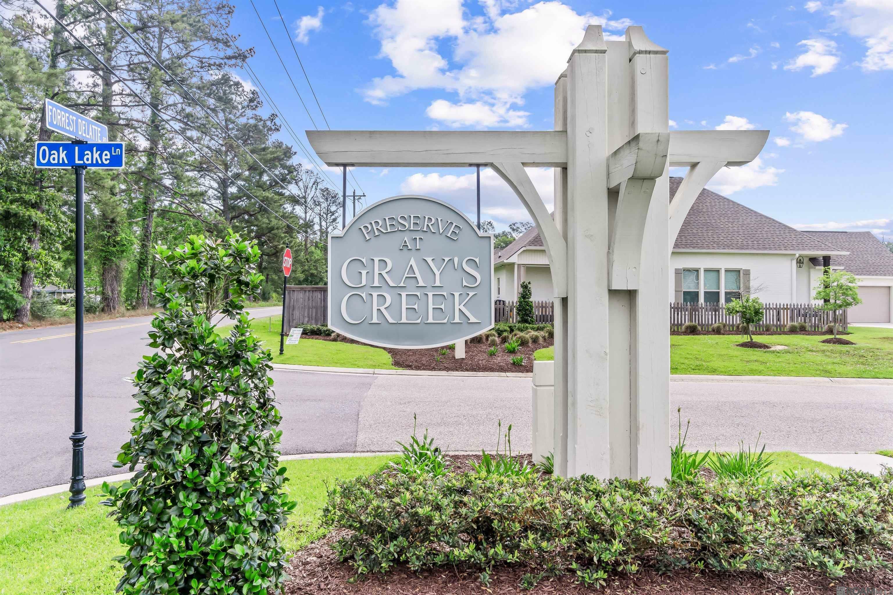 Property Photo: 26879 Oak Lake Ln LA 70726