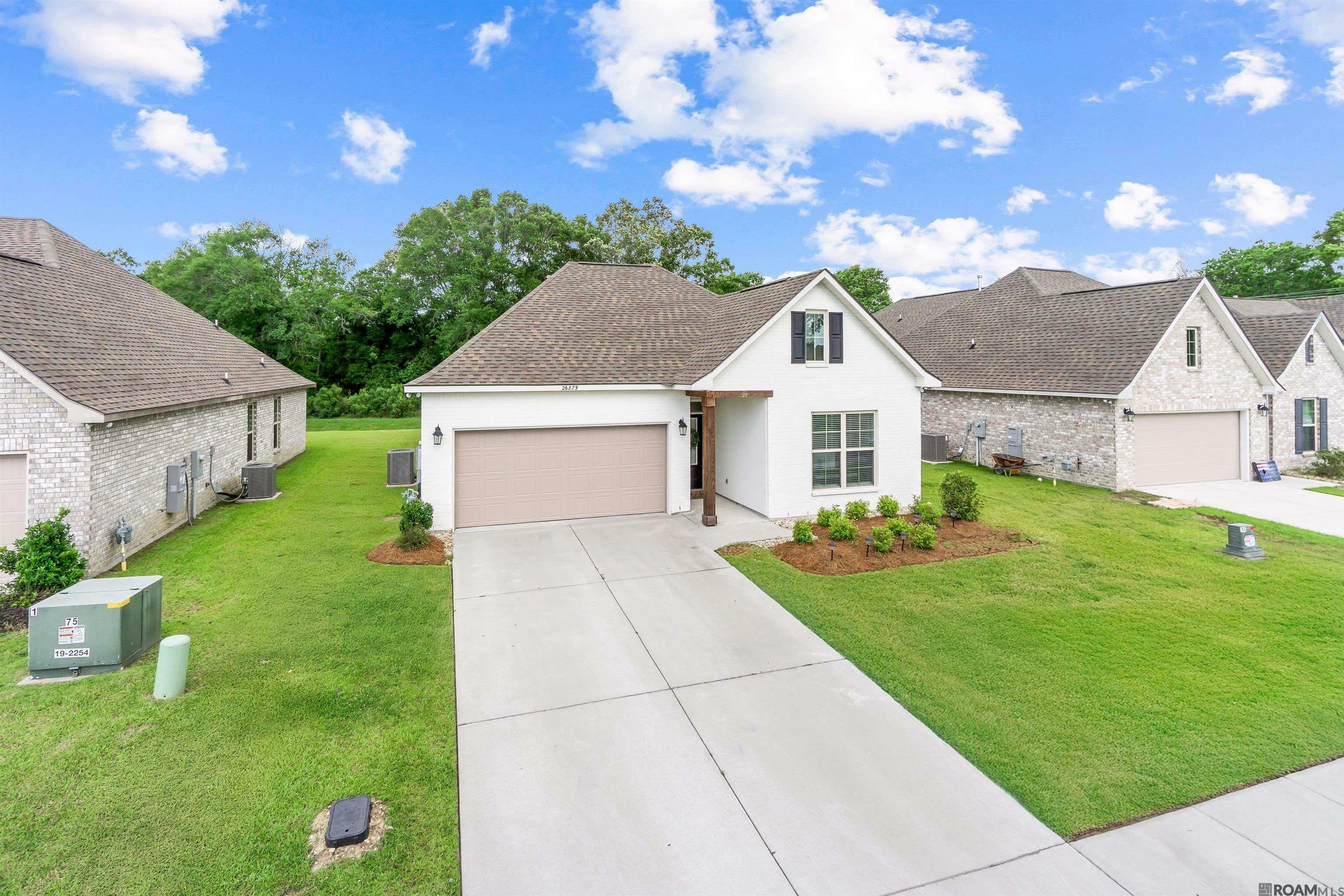 Property Photo: 26879 Oak Lake Ln LA 70726
