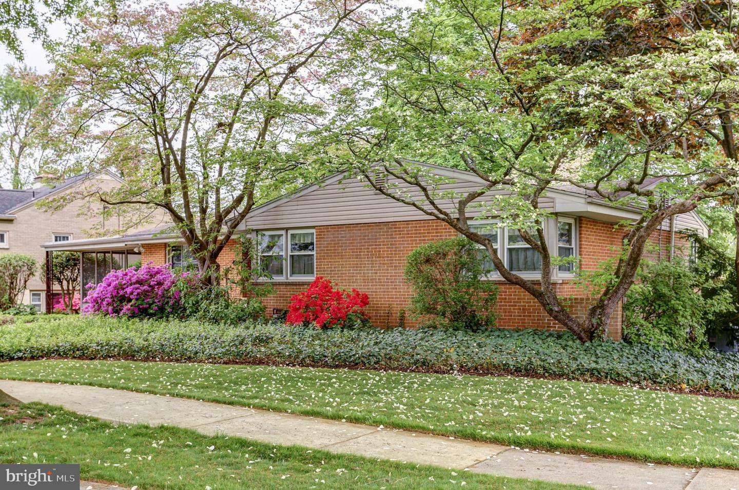 Property Photo: 48 Center Drive PA 17011