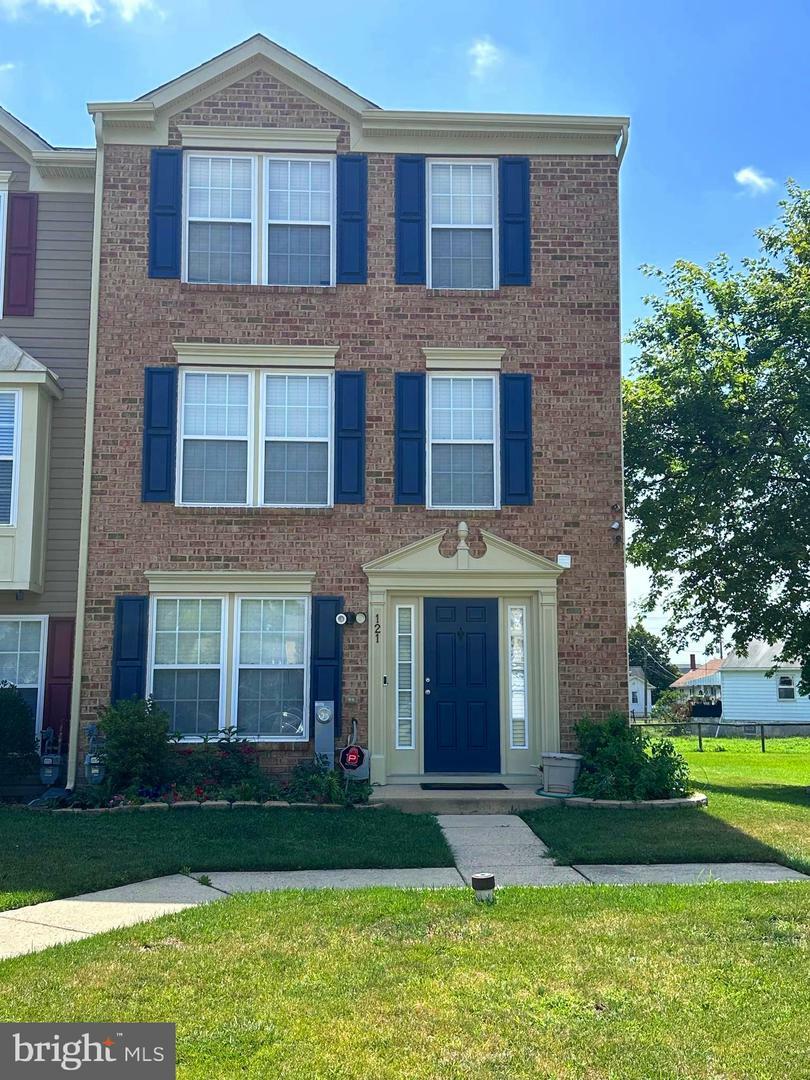 Property Photo: 121 Truman Street MD 21001