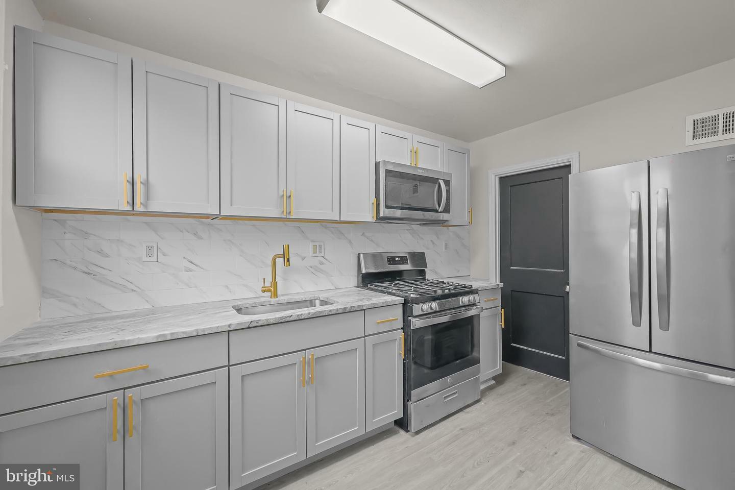 Property Photo: 1227 Hale Street PA 19111