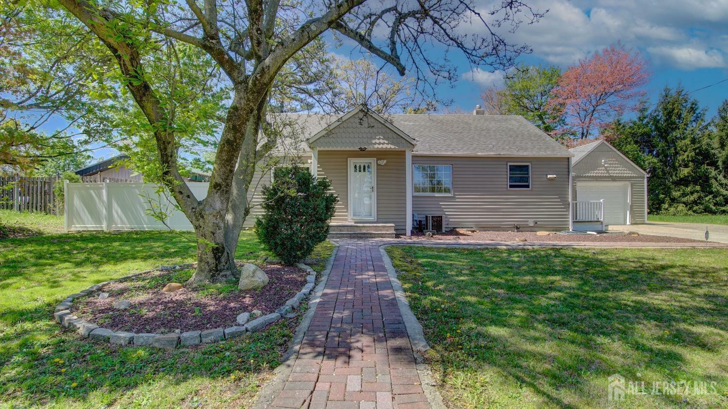 23 Serviss Avenue  East Brunswick NJ 08816 photo