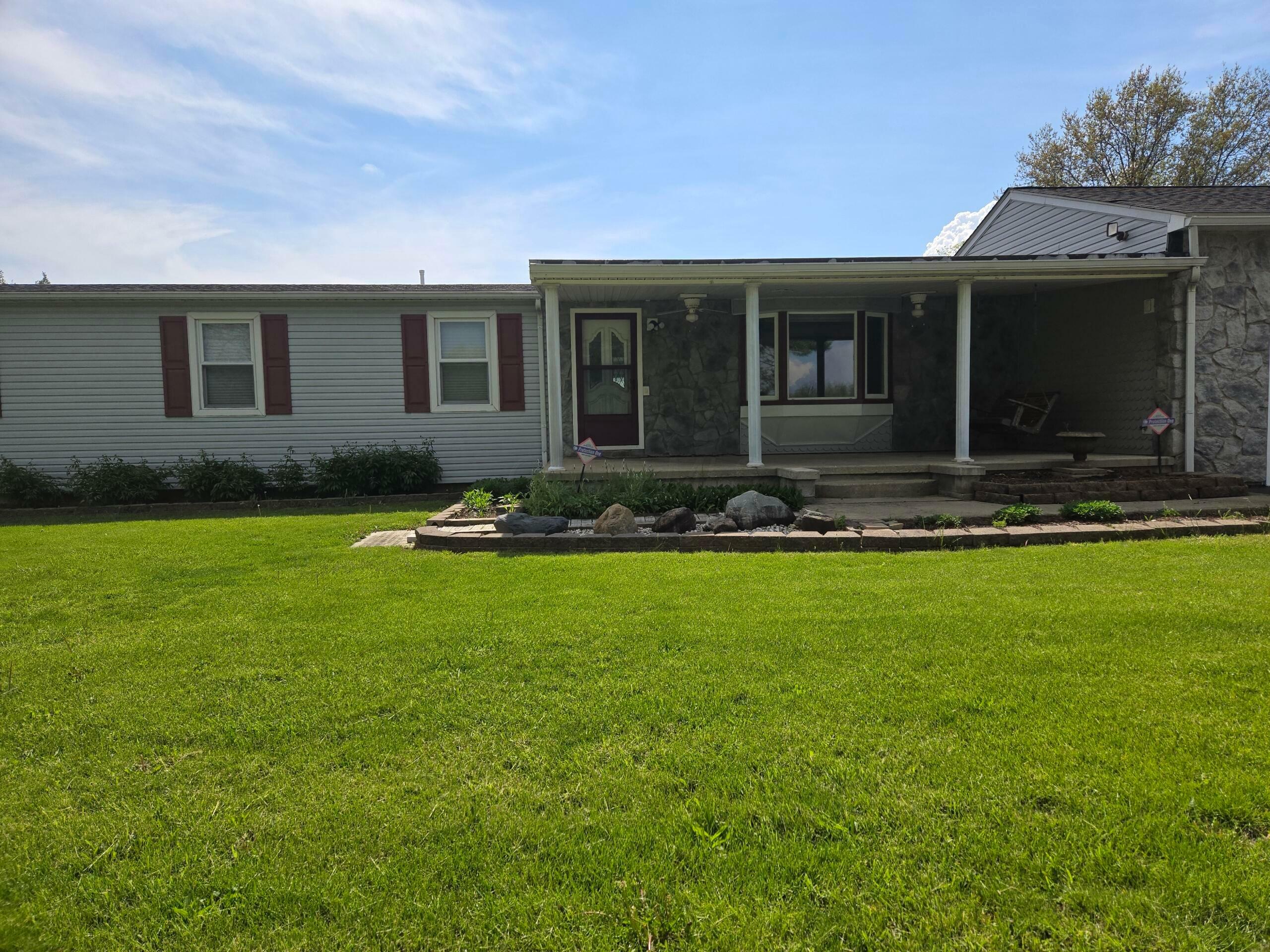 Property Photo: 10519 Darby Creek Road OH 43146