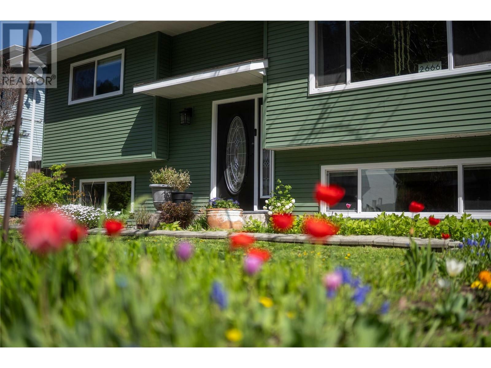 Photo de la propriété: 2666 Qu'Appelle Boulevard BC V2E 2H7