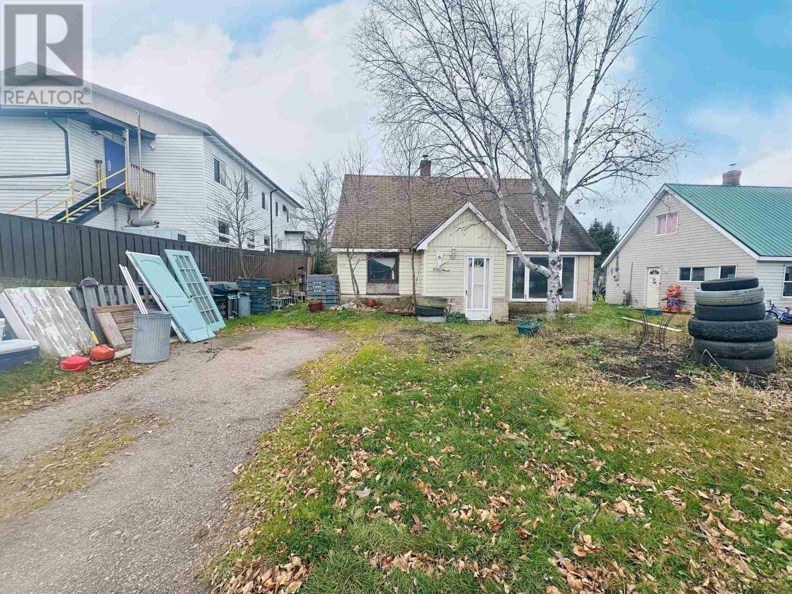 Property Photo:  6 Summer Ct  ON P0T 1C0 