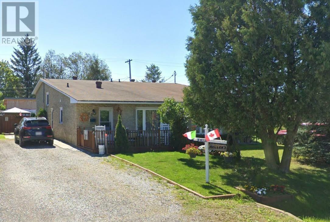 Property Photo: 73 Atwater St ON P6C 6A4