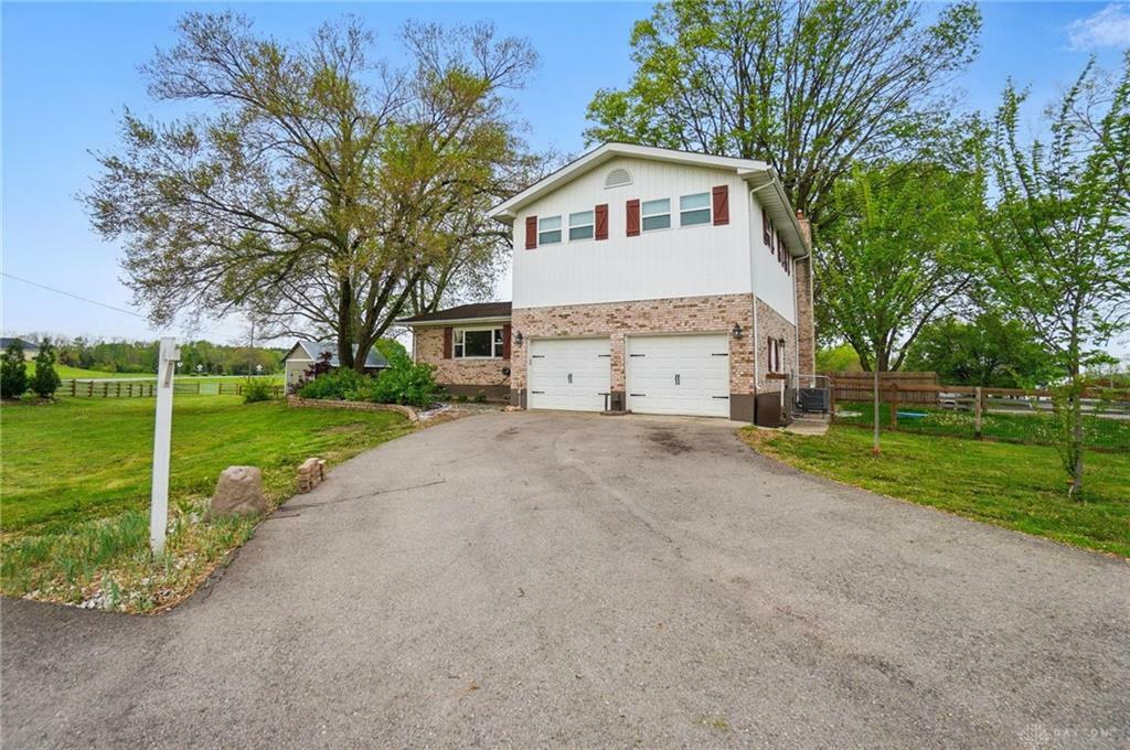 Property Photo: 8004 Manning Road OH 45327