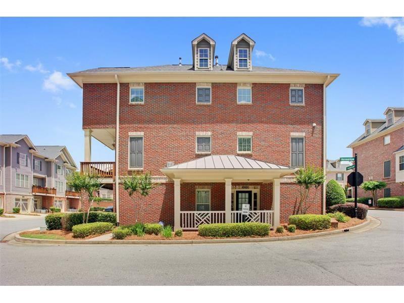 Property Photo: 10304 Monarch Way GA 30022