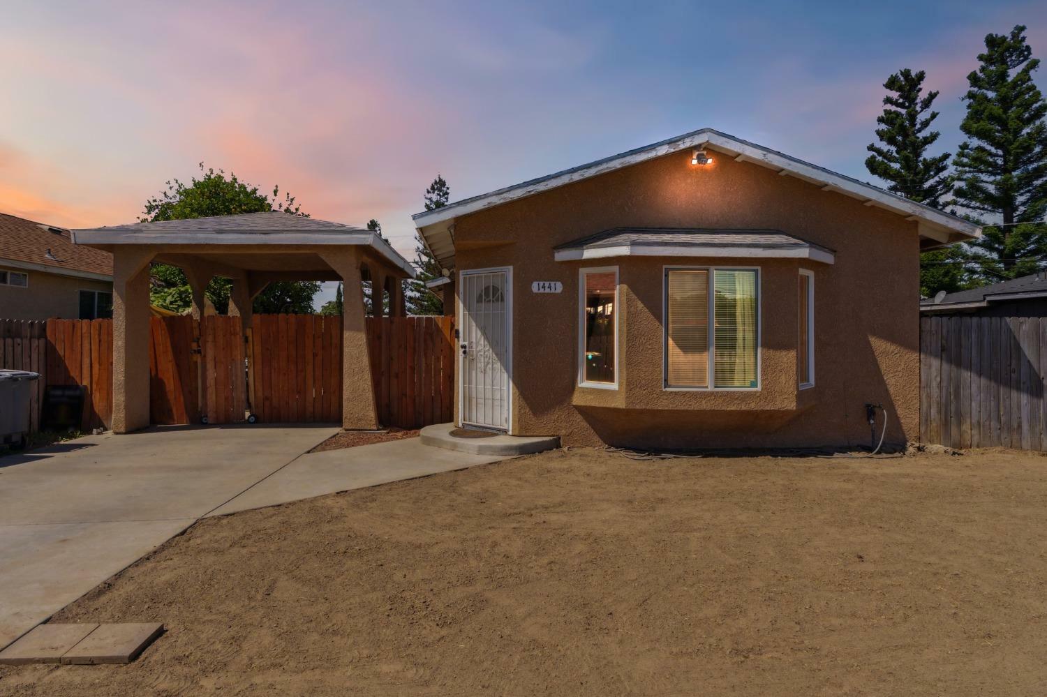 Property Photo: 1441 Tucker Street CA 93662