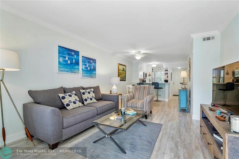 Property Photo: 2236 N Cypress Bend Dr 102 FL 33069