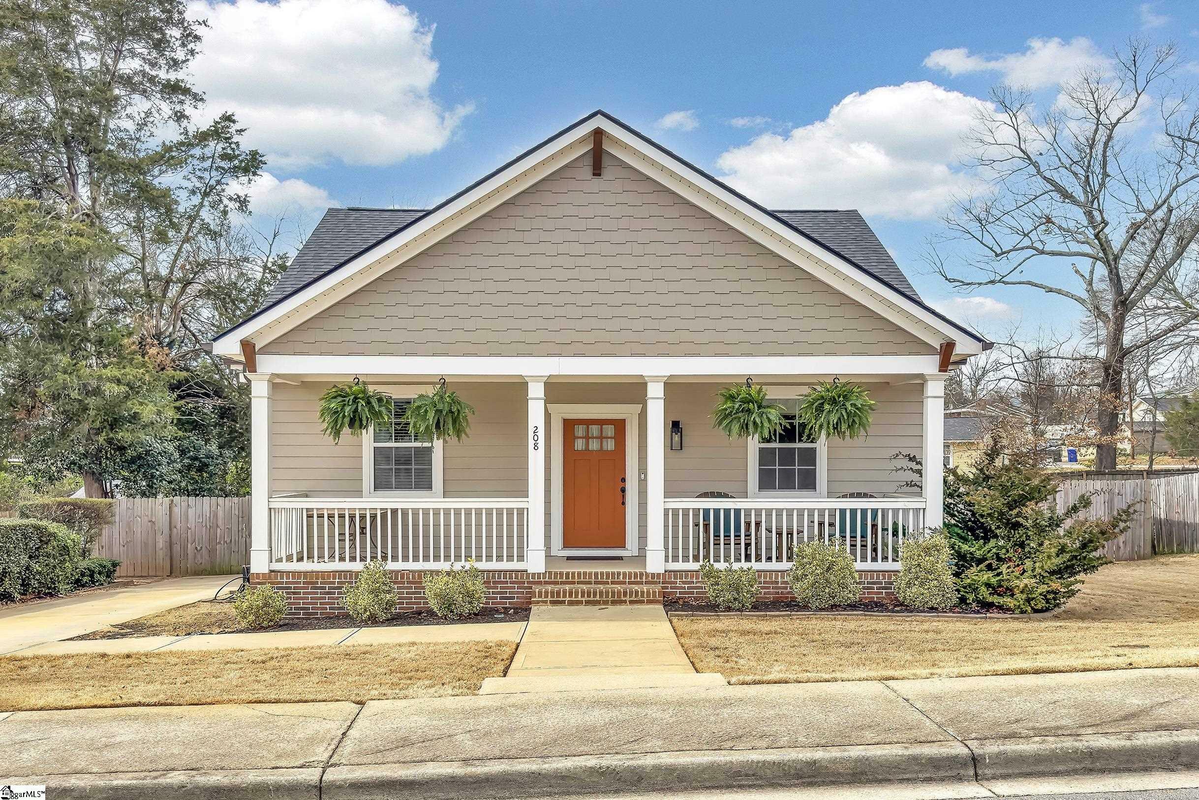 Property Photo: 208 Maco Terrace SC 29607