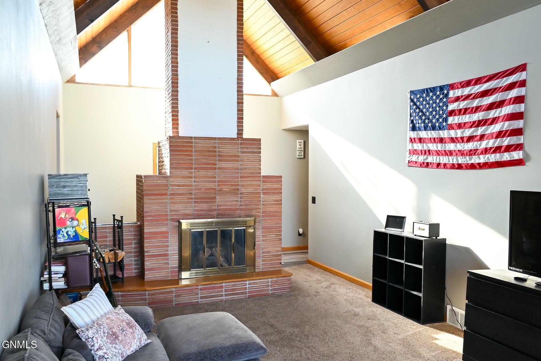 Property Photo: 1612 6th Street NW ND 58703