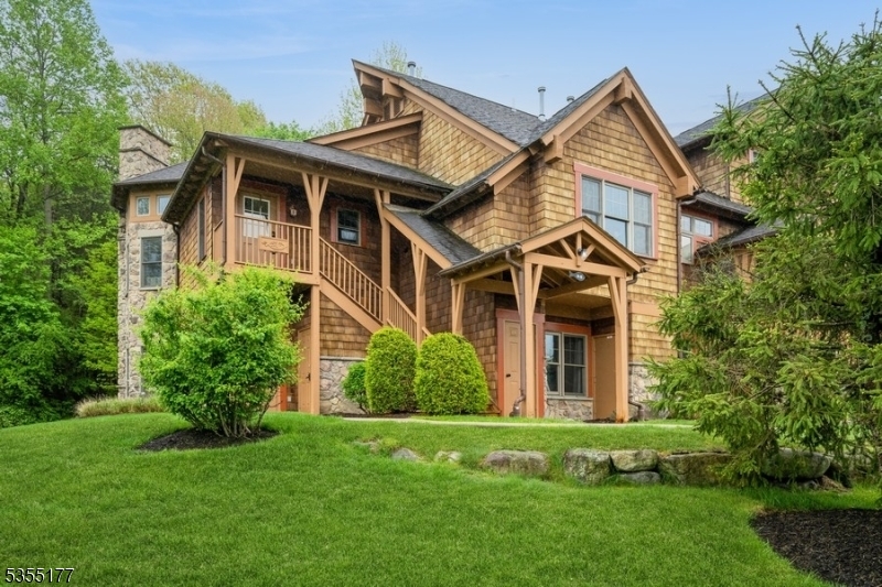 Property Photo: 12 Pine Cres Unit 21 NJ 07462