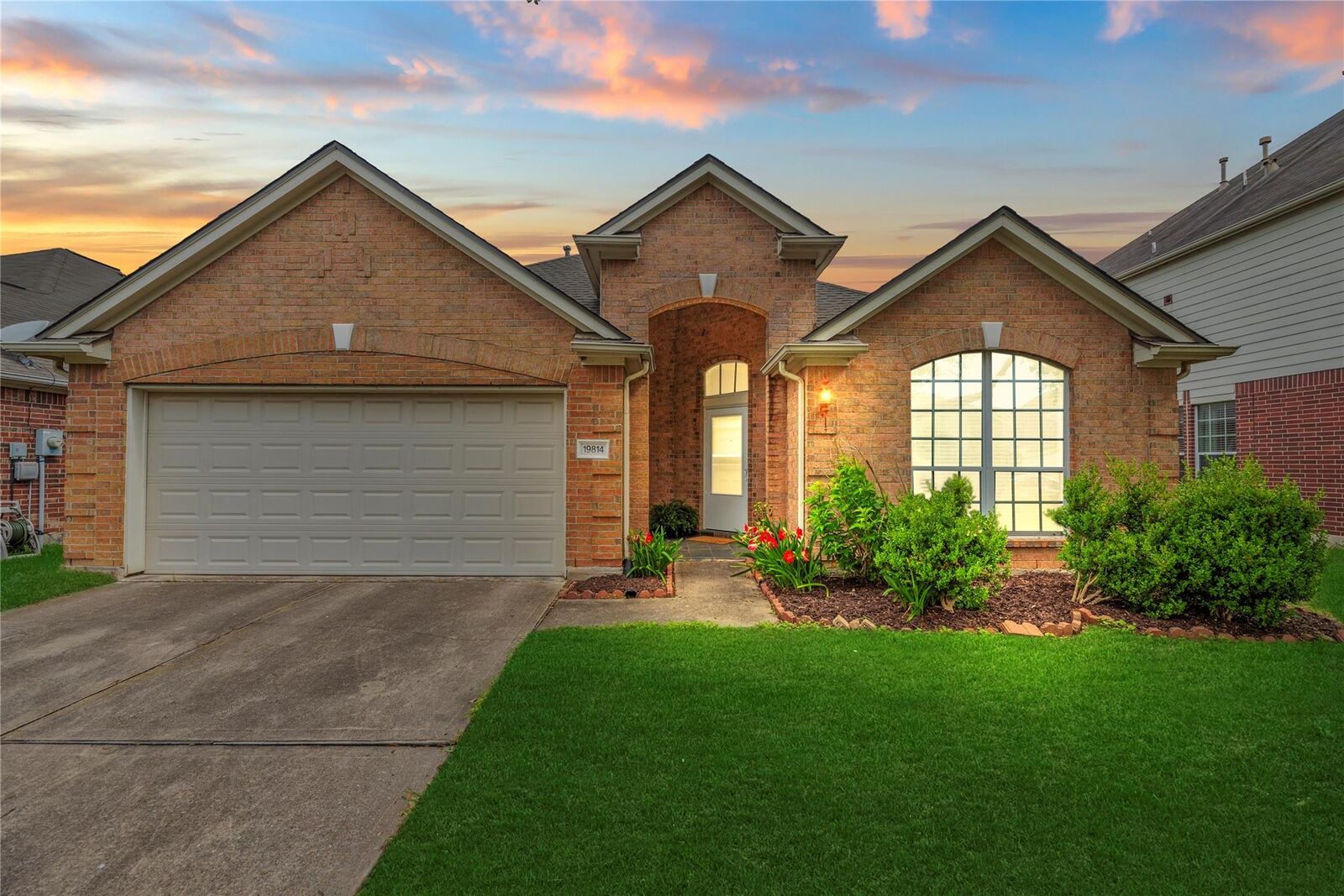 Property Photo: 19814 Wren Forest Lane TX 77084