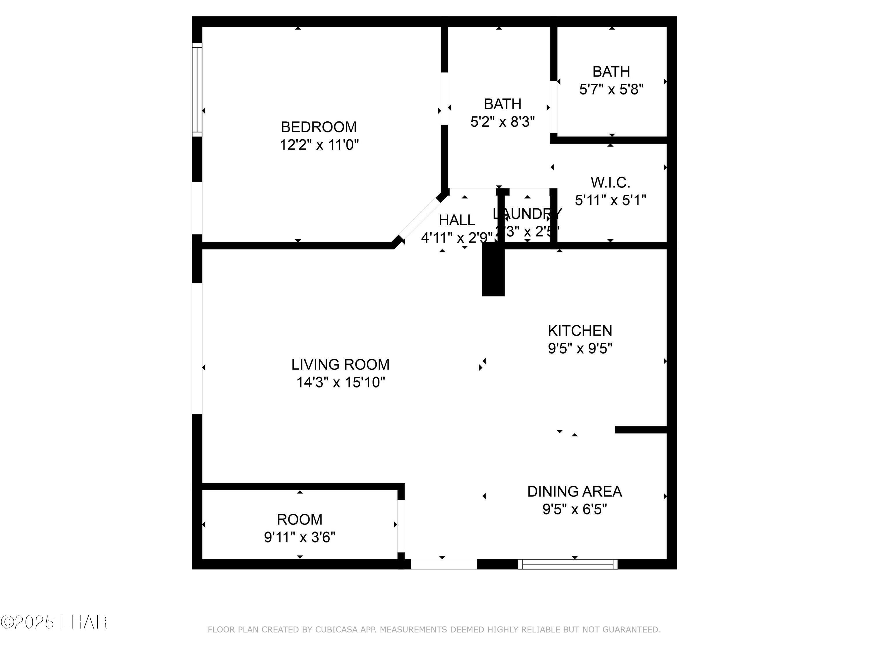 Property Photo: 1650 Smoketree Ave 119 AZ 86403