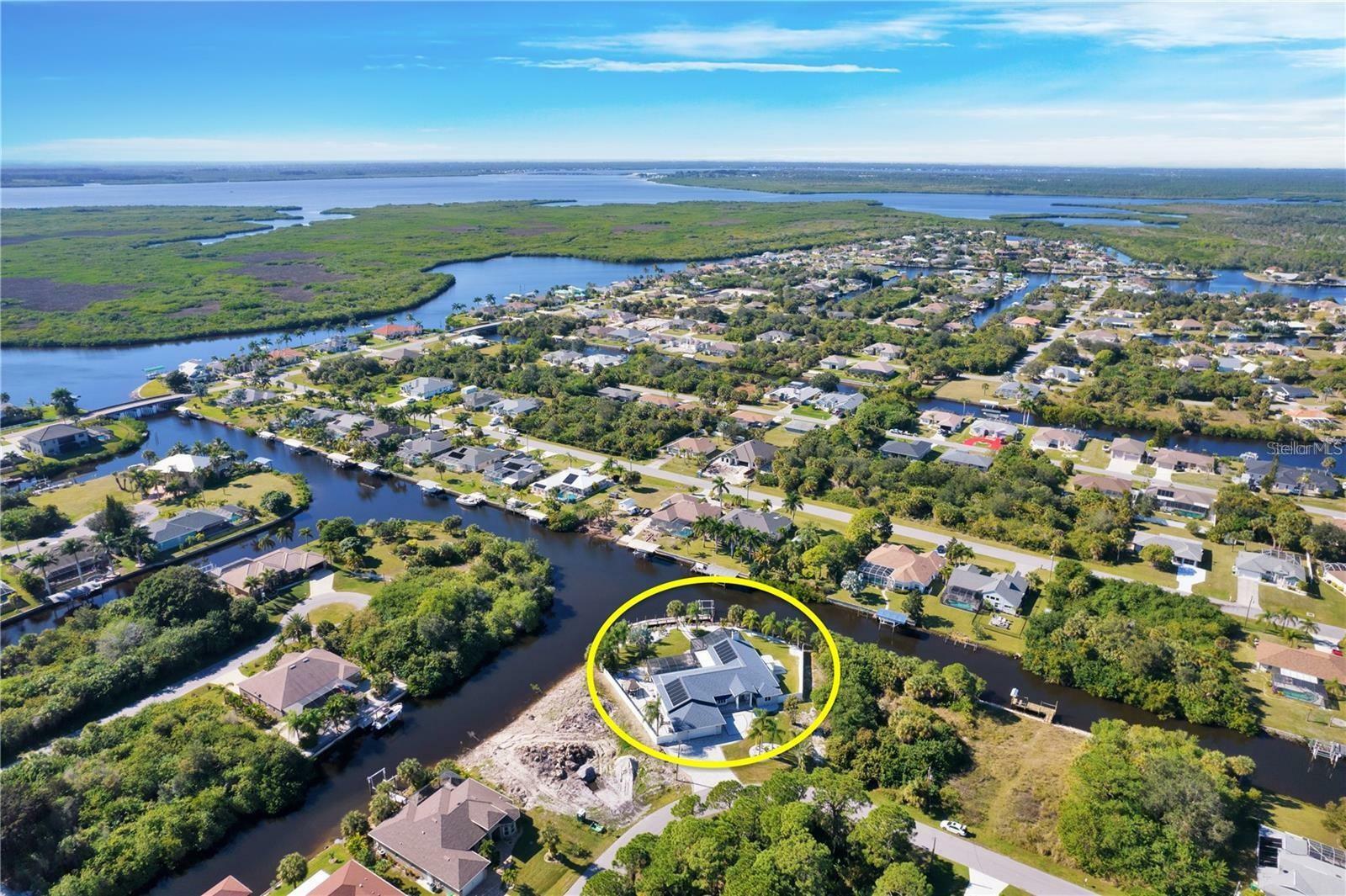 Property Photo: 17380 Bayharbor Circle FL 33948