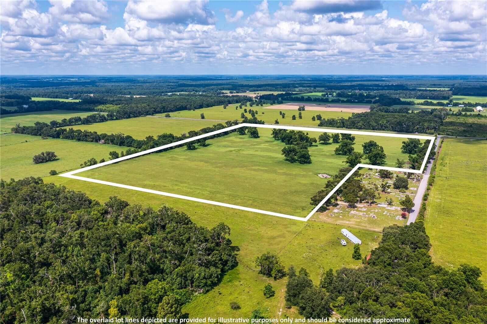 Property Photo: 9510 228th Terrace FL 32071