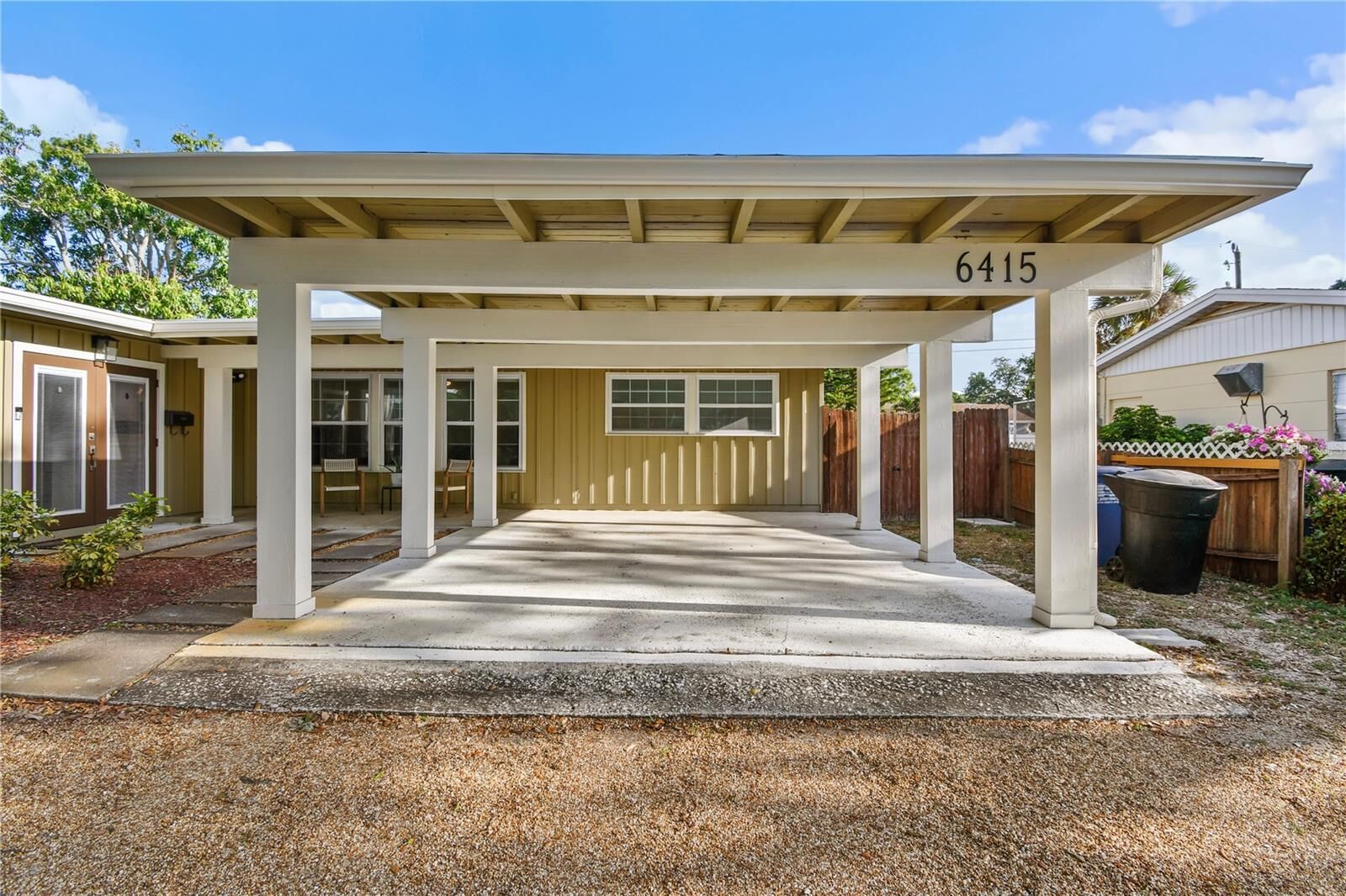 Property Photo:  6415 13th Avenue N  FL 33710 