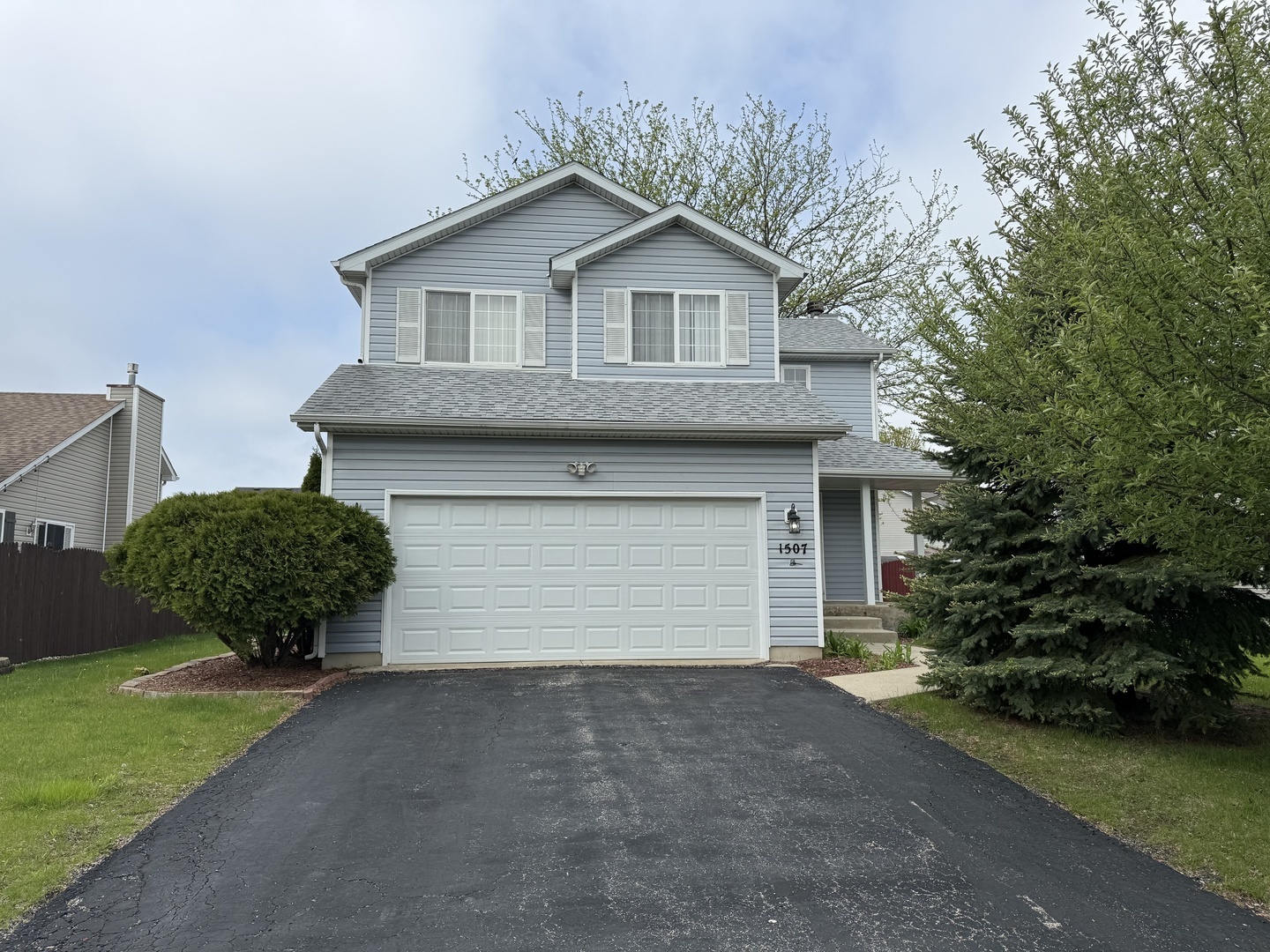 Property Photo: 1507 Major Drive IL 60586