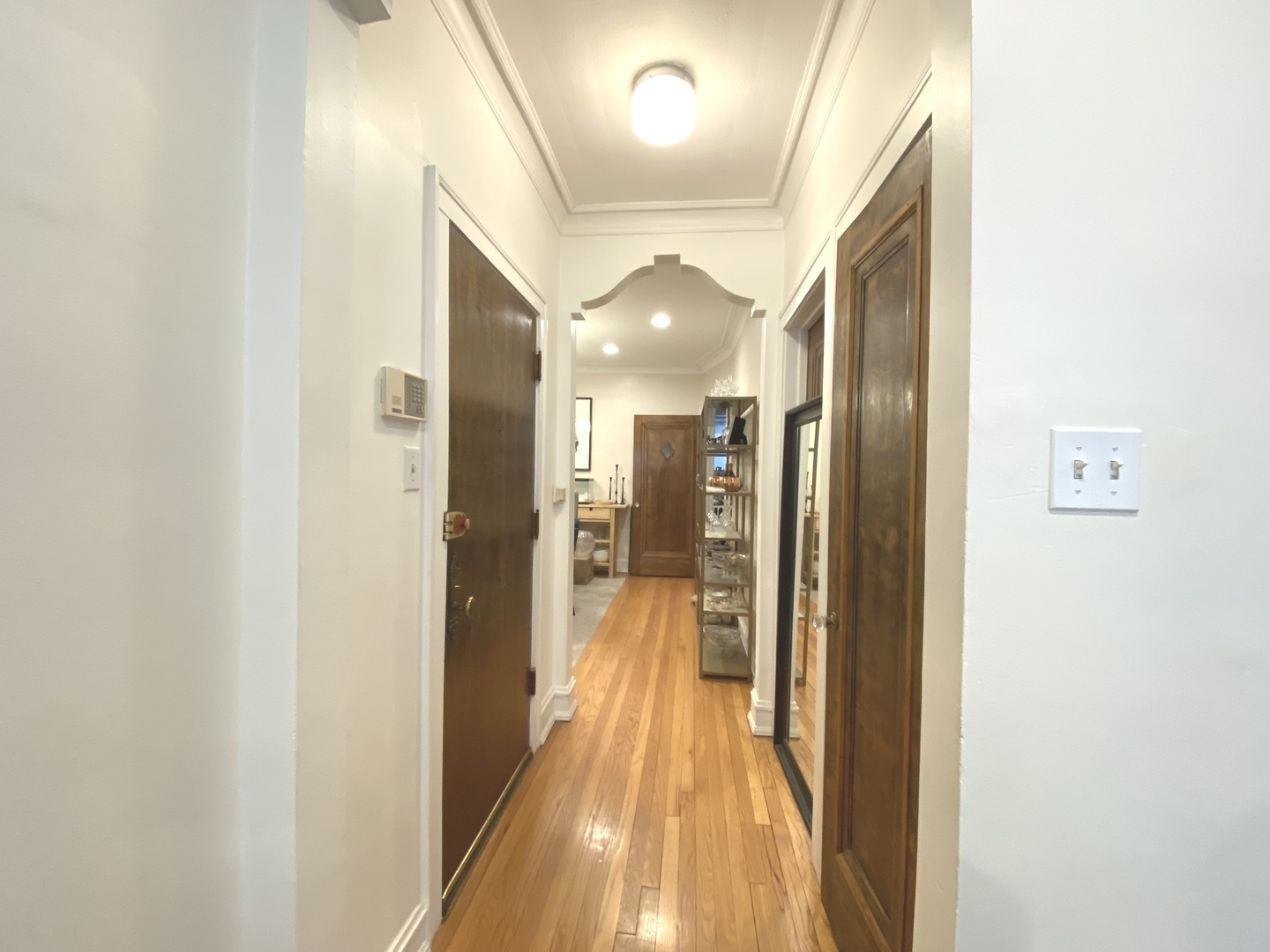 Property Photo: 5434 N Spaulding Avenue 1 IL 60625
