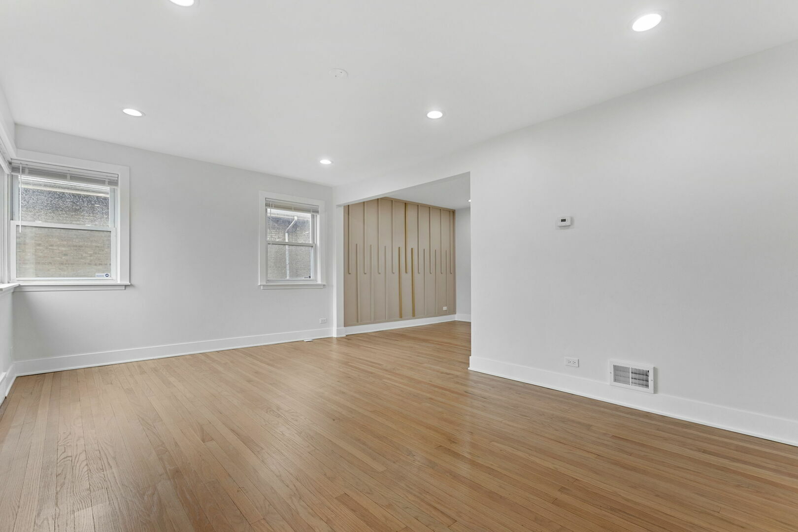 Property Photo: 10344 S Green Street IL 60643