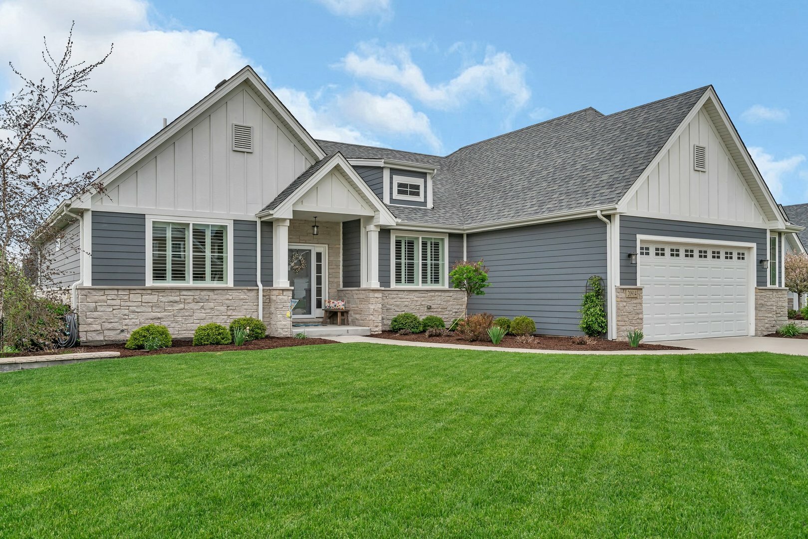 20914 Lakewoods Lane  Shorewood IL 60404 photo