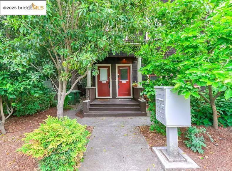 Property Photo:  1906 Bonita Ave  CA 94704 