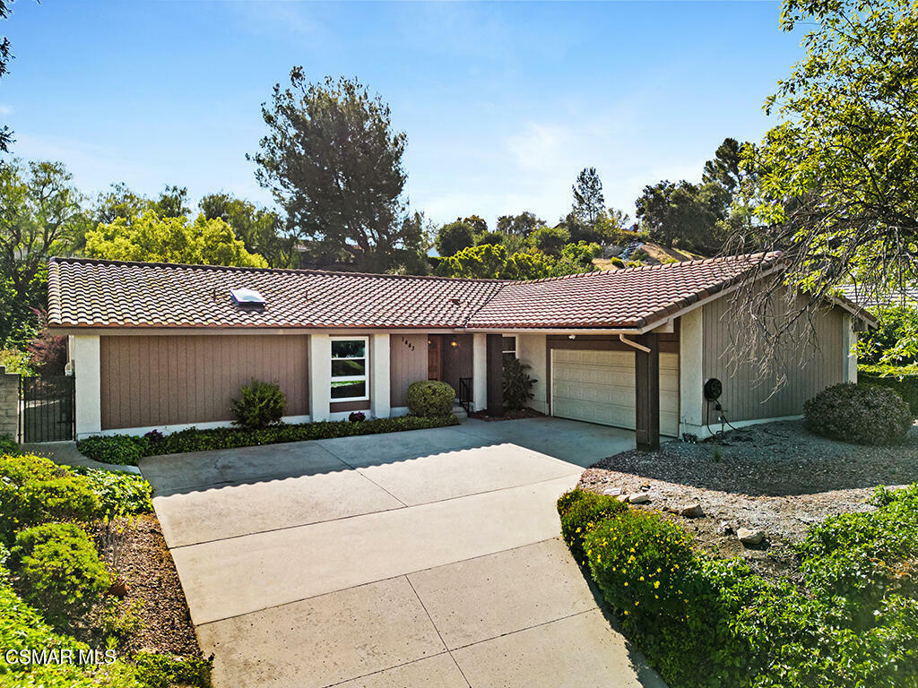 Property Photo: 1443 Briarglen Avenue CA 91361