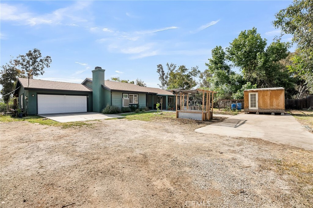 Property Photo: 21863 Palm Lane CA 92570