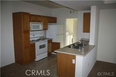 Property Photo: 41410 Juniper Street 1721 CA 92562