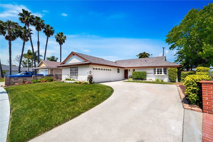 Property Photo:  15372 Shasta Lane  CA 92647 