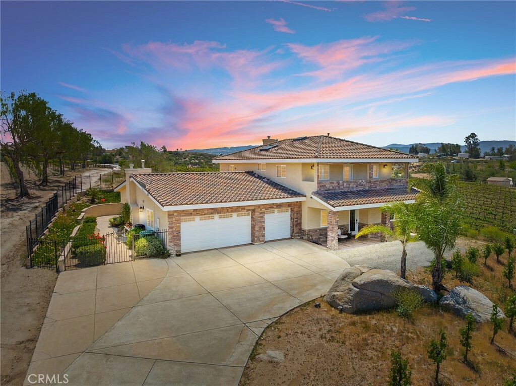 36615 E Benton Road  Temecula CA 92592 photo