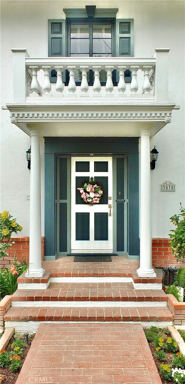 Property Photo: 3835 California Ave CA 90807