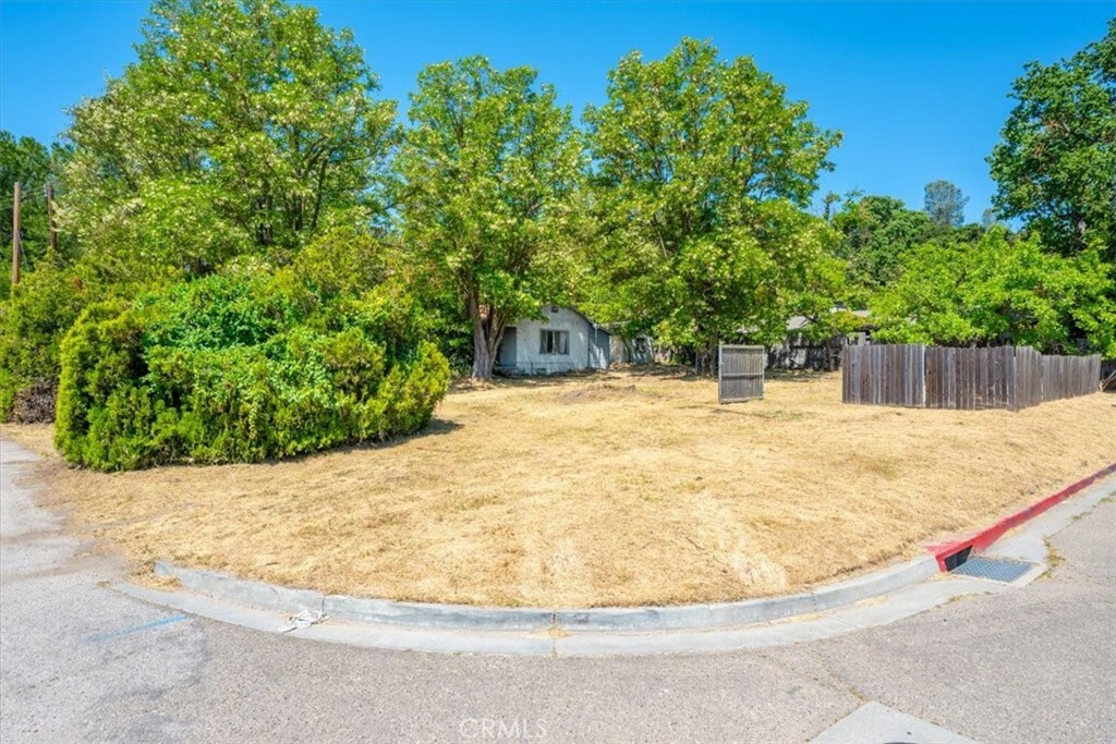 Property Photo: 5985 Dolores Avenue CA 93422