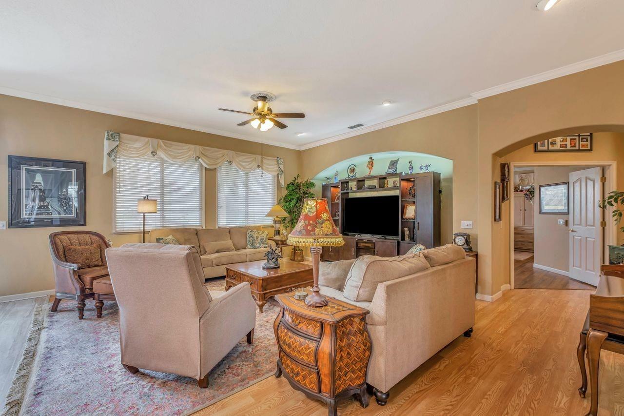 Property Photo: 9505 Emerald Cove Lane CA 95758