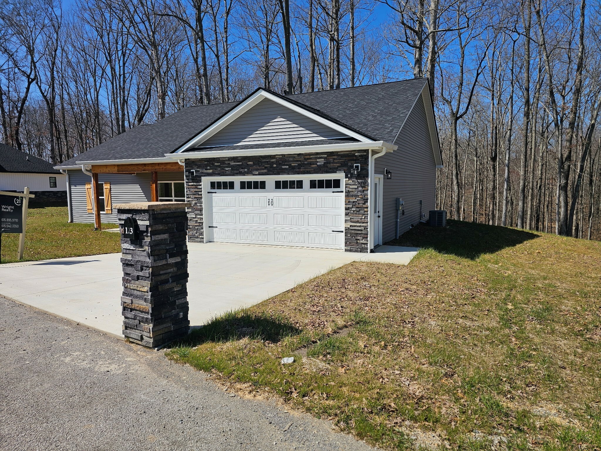 Property Photo: 123 Lee Ct TN 38562