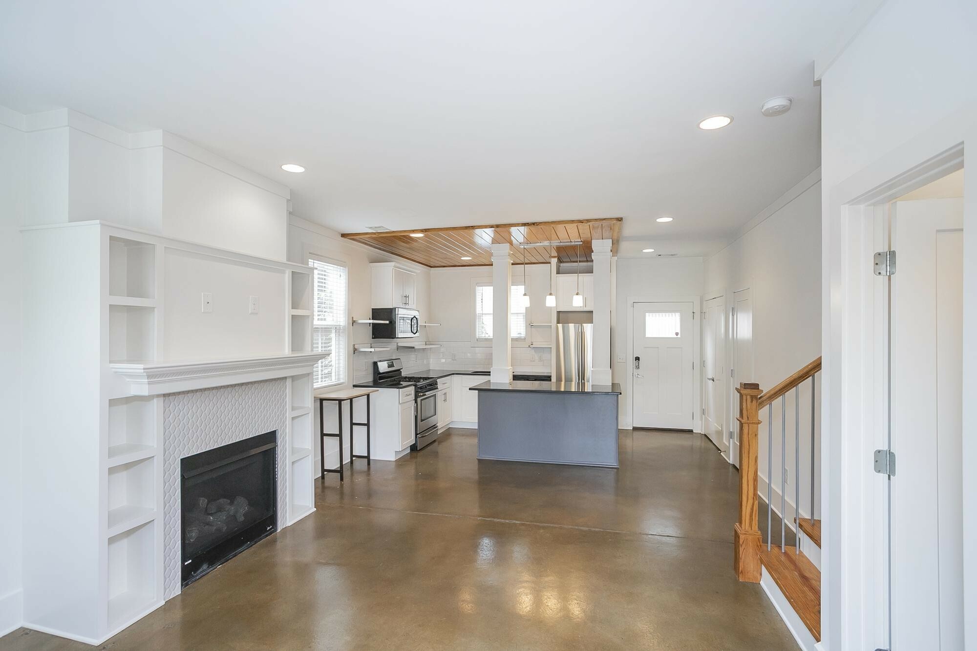 Property Photo: 2030 Herman St TN 37208