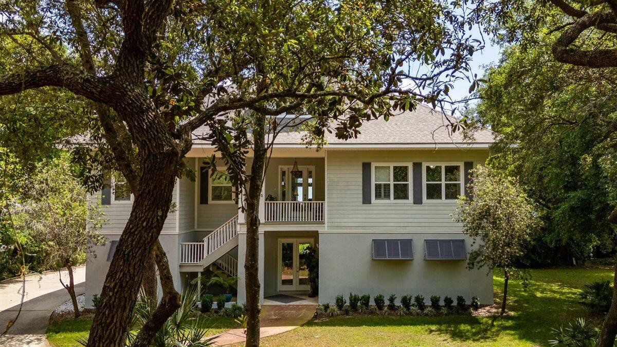 Property Photo: 4815 Soundside Drive FL 32563